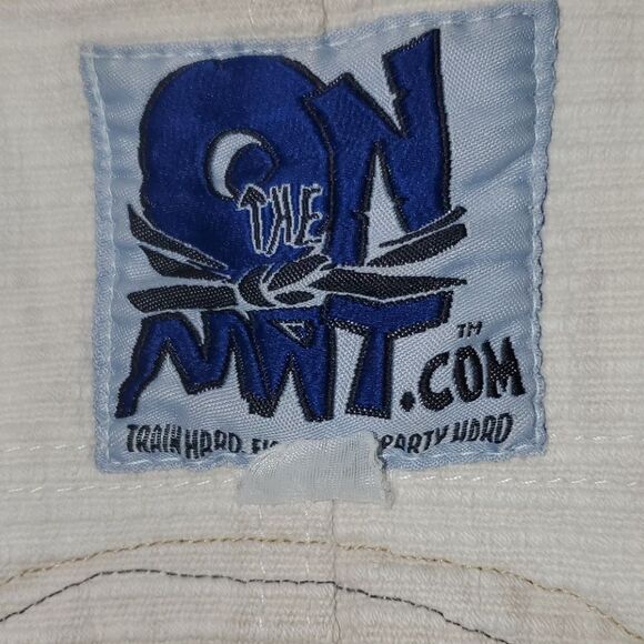 On The Mat Jui Jitsu Maui Gi Set Kids - Picture 7 of 14